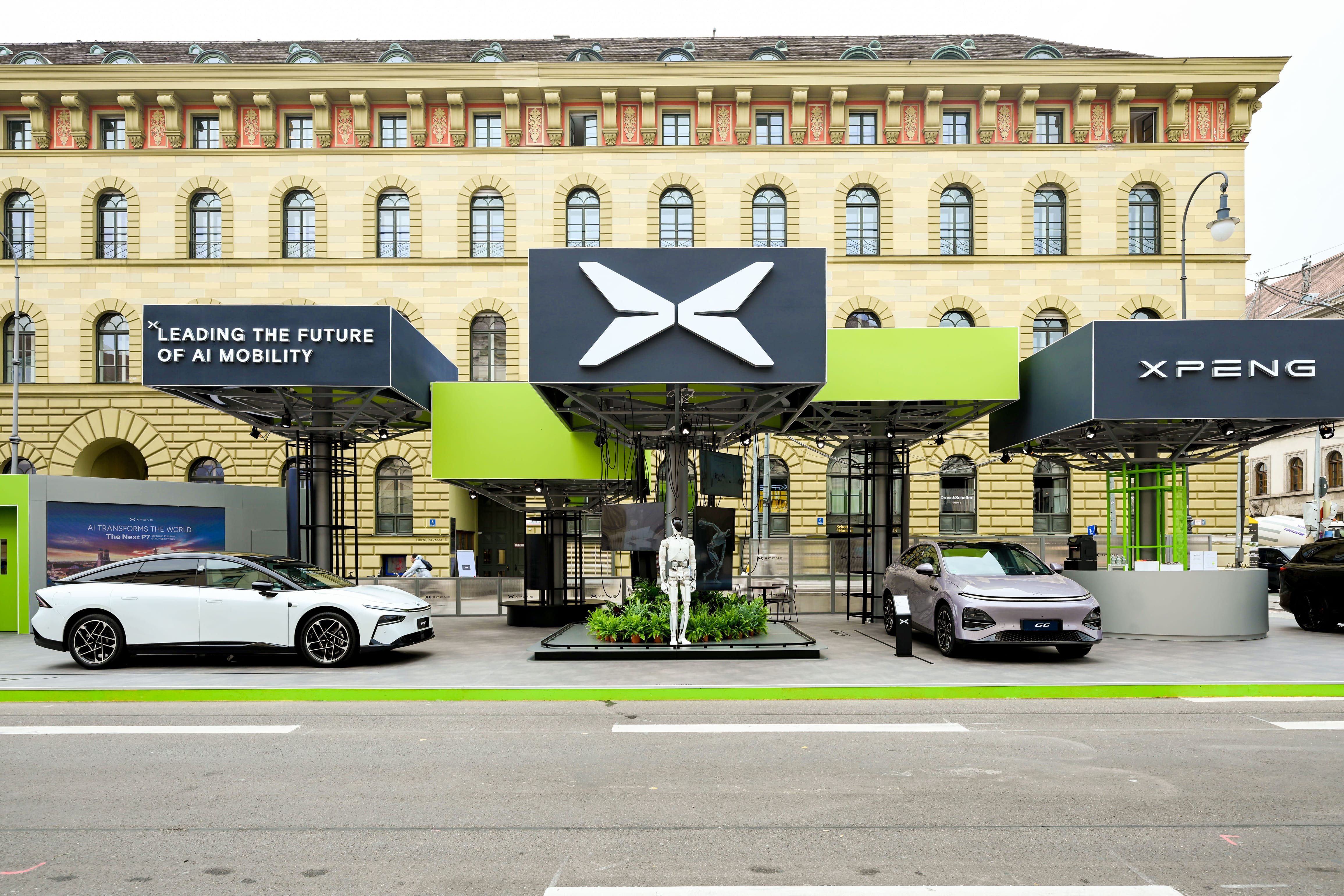 XPENG DÉVOILE L’AVENIR DE LA MOBILITÉ INTELLIGENTE EN EUROPE AU SALON IAA MOBILITY 2025