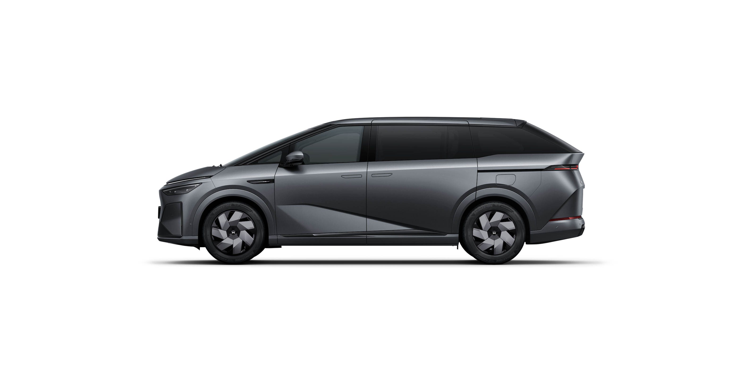 Familie-drømmebilen XPENG X9 imponerer med ekstrem ladefart, lang rekkevidde og enda mer utstyr